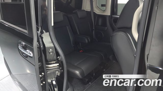 Honda N-BOX 2016 — photo 11