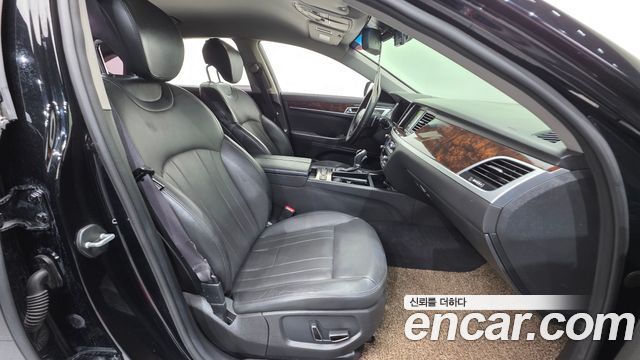 Hyundai Genesis 2016 — photo 10