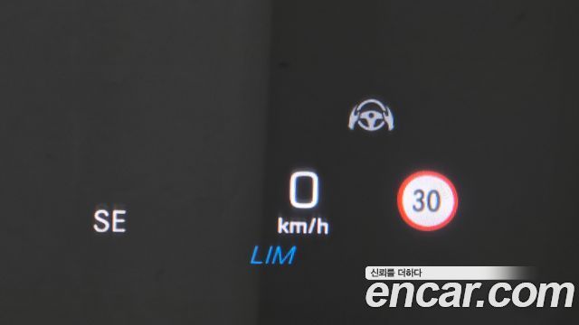 Mercedes-Benz E-Class 2020 — photo 25