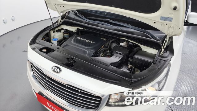 Kia Canival 2017 — photo 6
