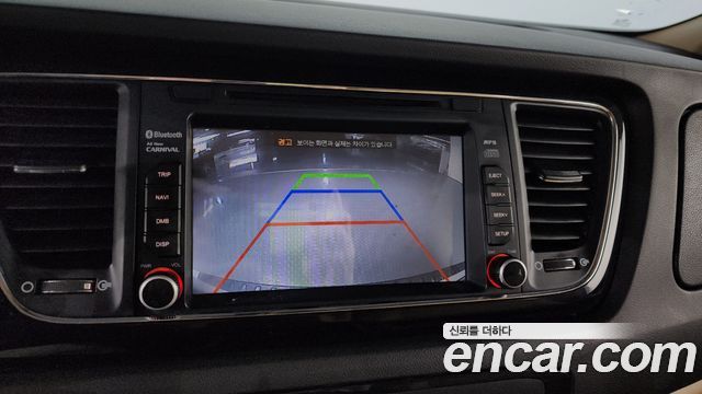 Kia Canival 2017 — photo 21