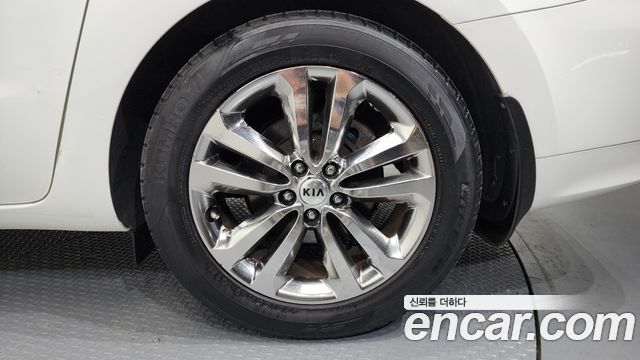 Kia Canival 2017 — photo 7