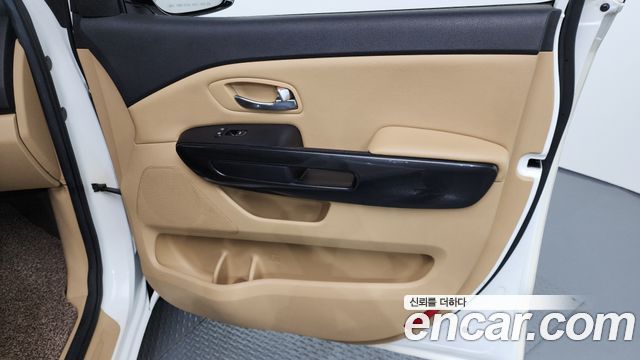 Kia Canival 2017 — photo 15