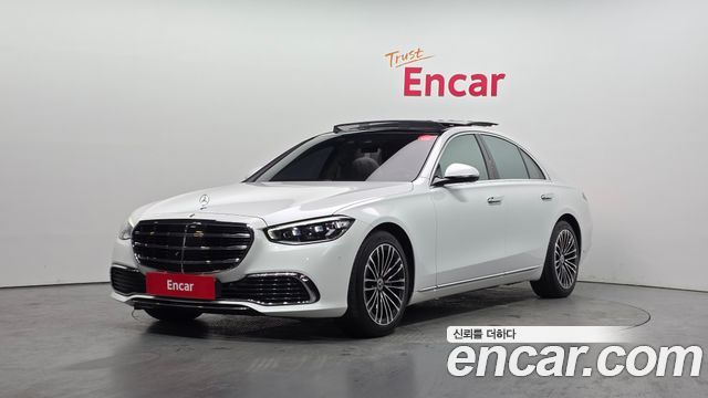 Mercedes-Benz S-Class 2024 — photo 1
