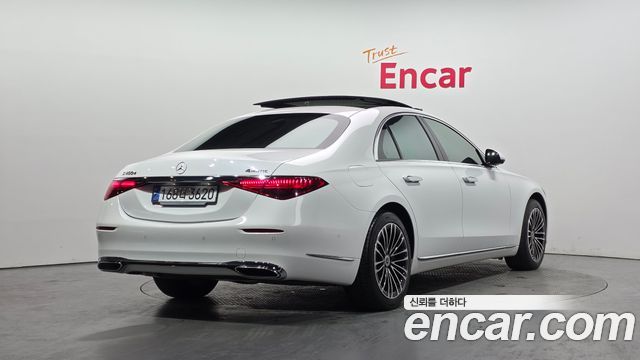 Mercedes-Benz S-Class 2024 — photo 2