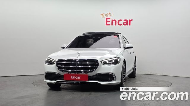 Mercedes-Benz S-Class 2024 — photo 3