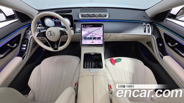 Mercedes-Benz S-Class 2024 — photo 10