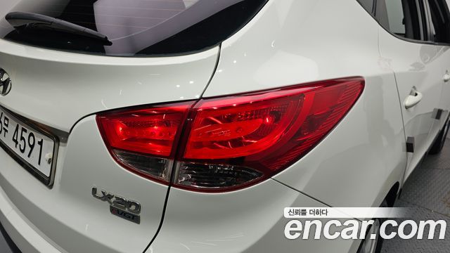 Hyundai Tucson 2012 — photo 9