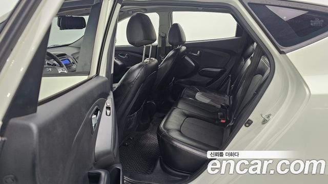 Hyundai Tucson 2012 — photo 16