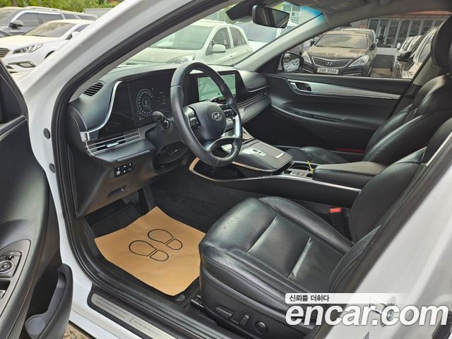 Hyundai Grandeur 2023 — photo 14
