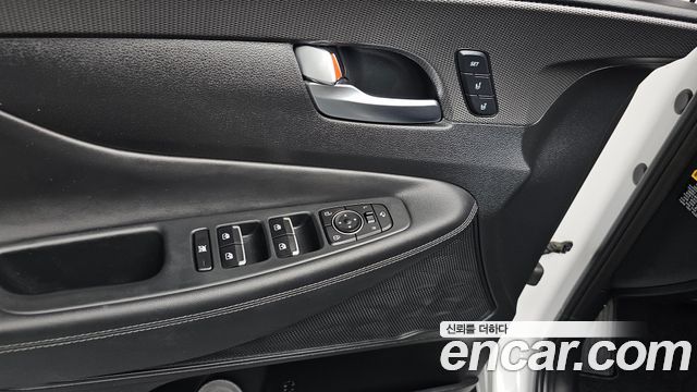 Hyundai Santafe 2020 — photo 29