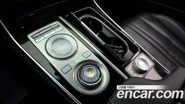 Genesis GV80 2022 — photo 12