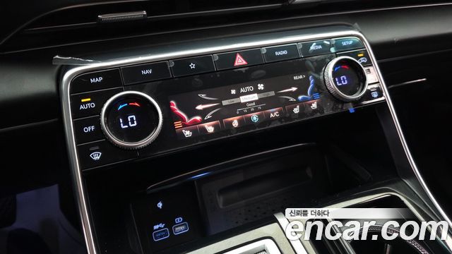 Genesis GV80 2022 — photo 24