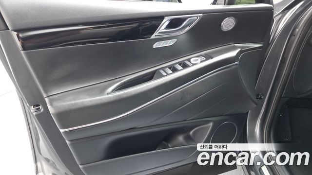 Genesis GV80 2022 — photo 14