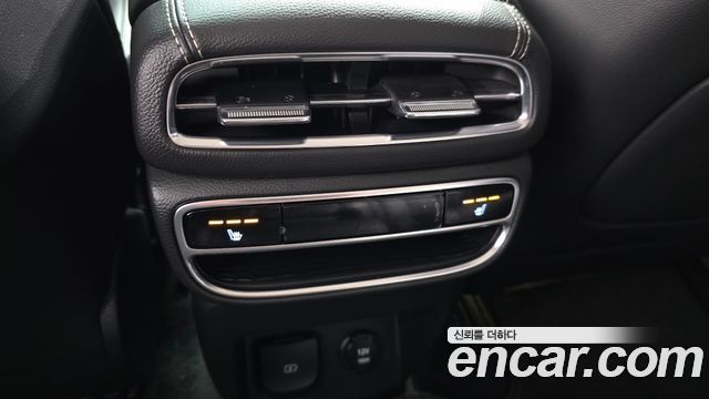Genesis GV80 2022 — photo 28