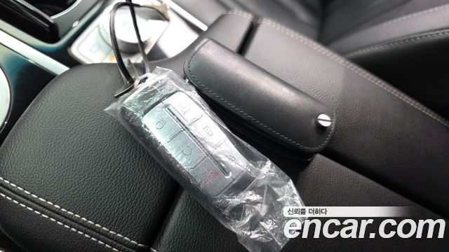 Genesis GV80 2022 — photo 29