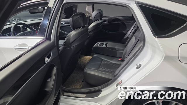 Genesis G80 2020 — photo 11