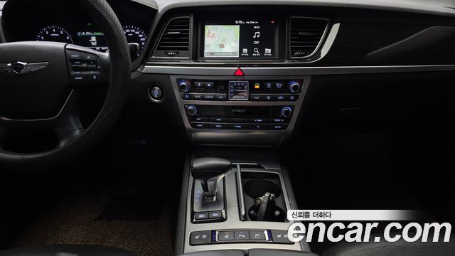 Genesis G80 2020 — photo 19