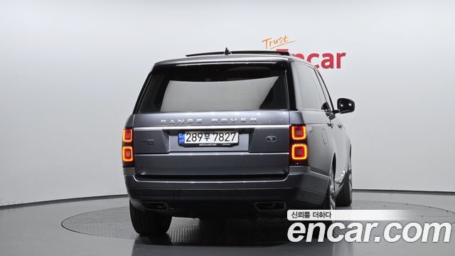 Land Rover Range Rover 2021 — photo 4