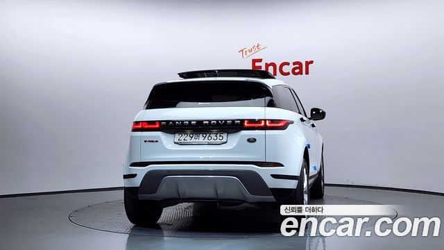 Land Rover Range Rover Evoque 2022 — photo 4