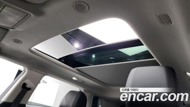 Land Rover Range Rover Evoque 2022 — photo 17