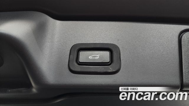 Land Rover Range Rover Evoque 2022 — photo 18