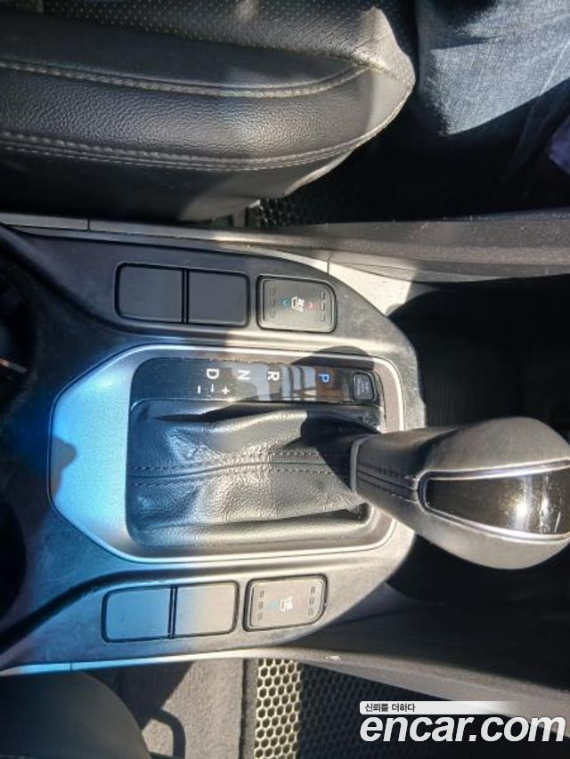 Hyundai Santafe 2015 — photo 9