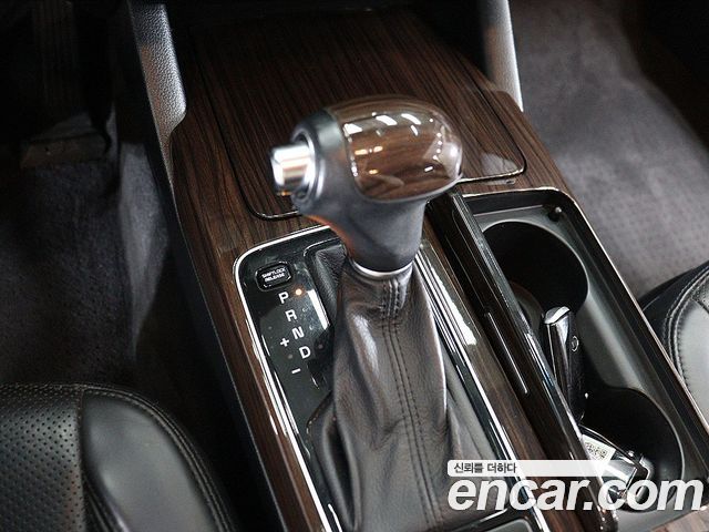 Kia K7 2016 — photo 8