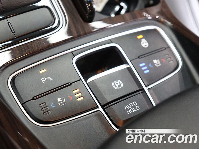 Kia K7 2016 — photo 10