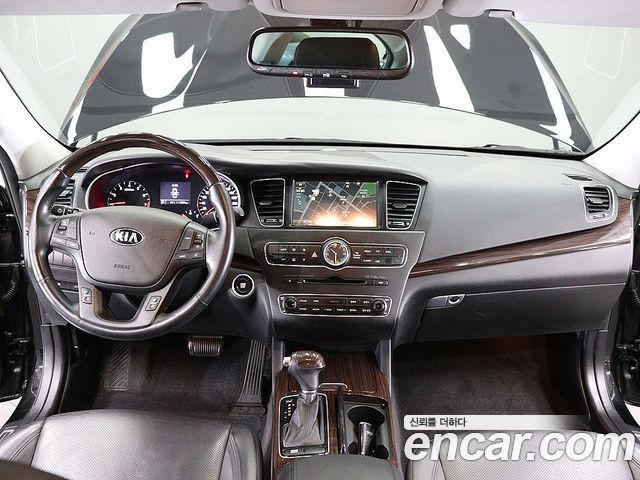 Kia K7 2016 — photo 13