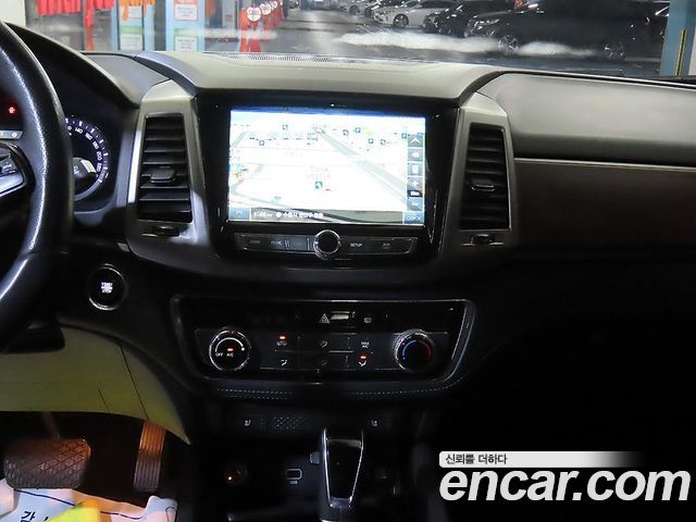 KG Mobility Rexton 2018 — photo 11