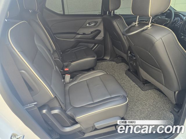 Chevrolet Korea Traverse 2022 — photo 9