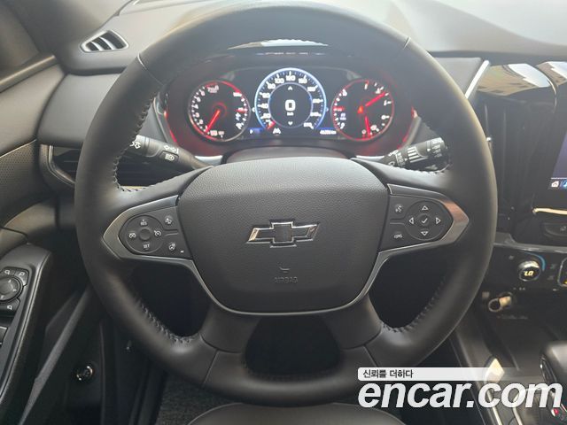 Chevrolet Korea Traverse 2022 — photo 14
