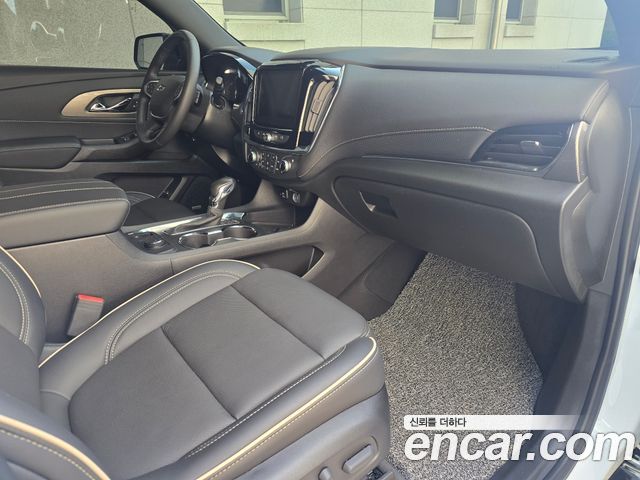 Chevrolet Korea Traverse 2022 — photo 19