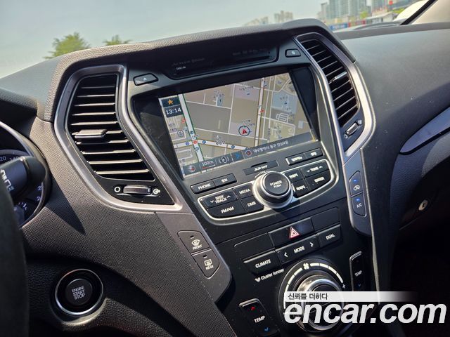 Hyundai Santafe 2014 — photo 17