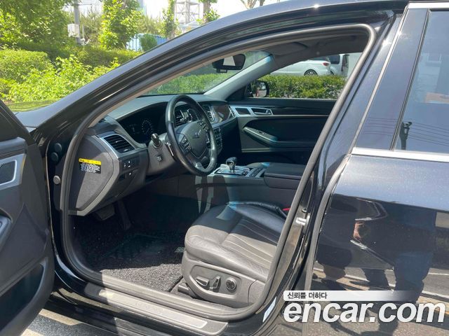 Genesis G80 2017 — photo 11
