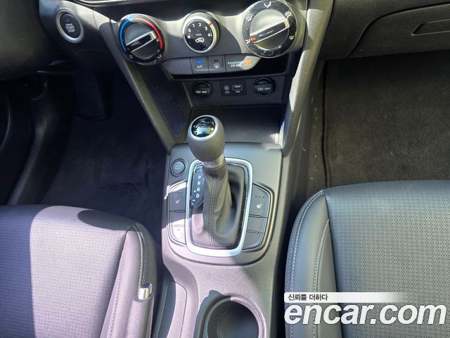 Hyundai Kona 2018 — photo 16