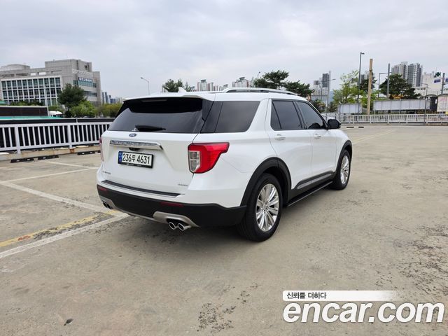 Ford Explorer 2021 — photo 7