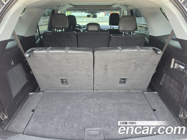 Ford Explorer 2021 — photo 11
