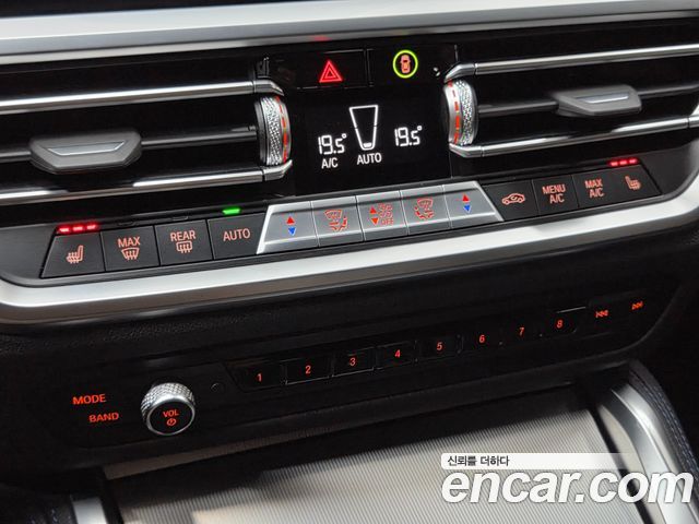 BMW 4-Series 2022 — photo 12