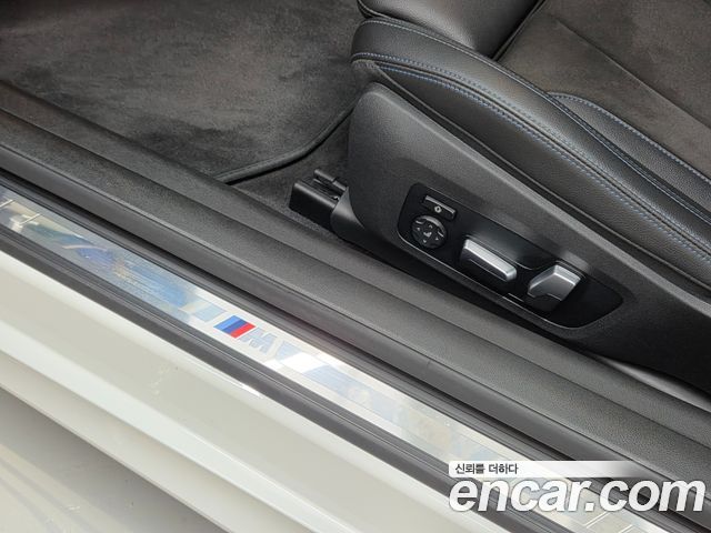 BMW 4-Series 2022 — photo 18