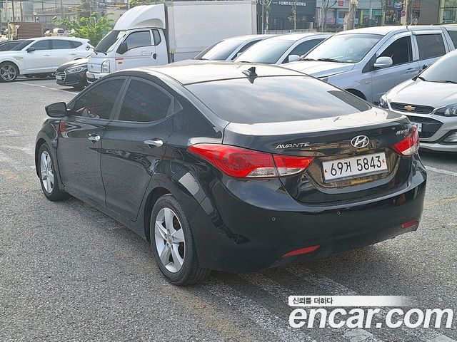Hyundai AVANTE 2011 — photo 5