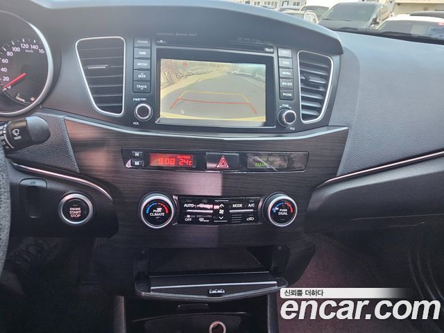 Kia K7 2013 — photo 8