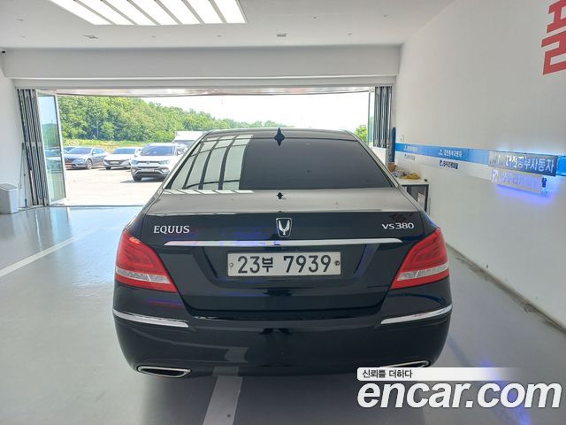 Hyundai Equus 2012 — photo 7