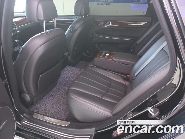 Hyundai Equus 2012 — photo 9