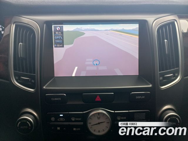 Hyundai Equus 2012 — photo 13