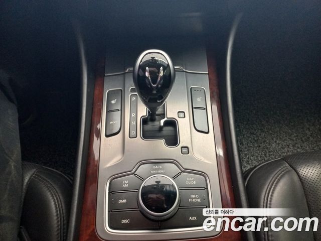 Hyundai Equus 2012 — photo 15