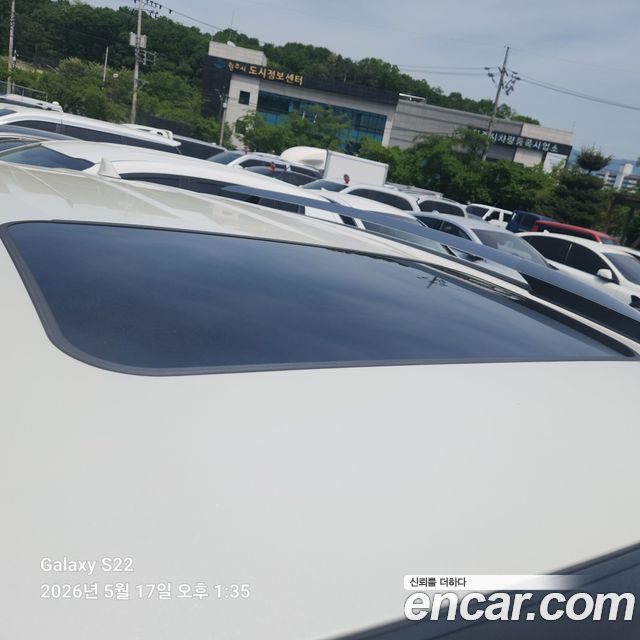 Toyota RAV4 2017 — photo 17