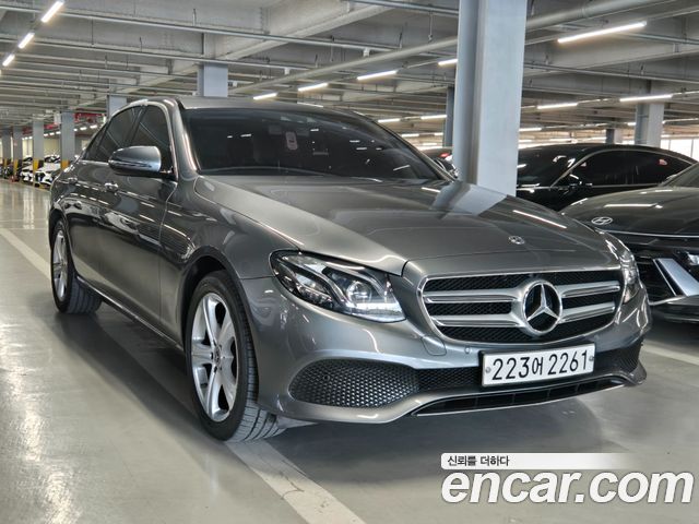 Mercedes-Benz E-Class 2018 — photo 3