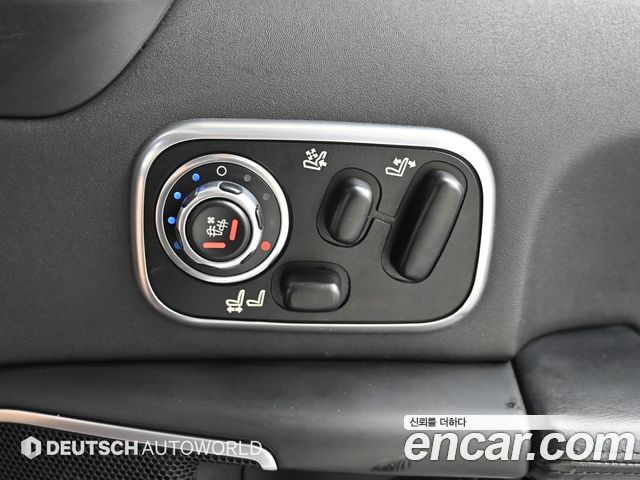 Land Rover Range Rover 2010 — photo 16